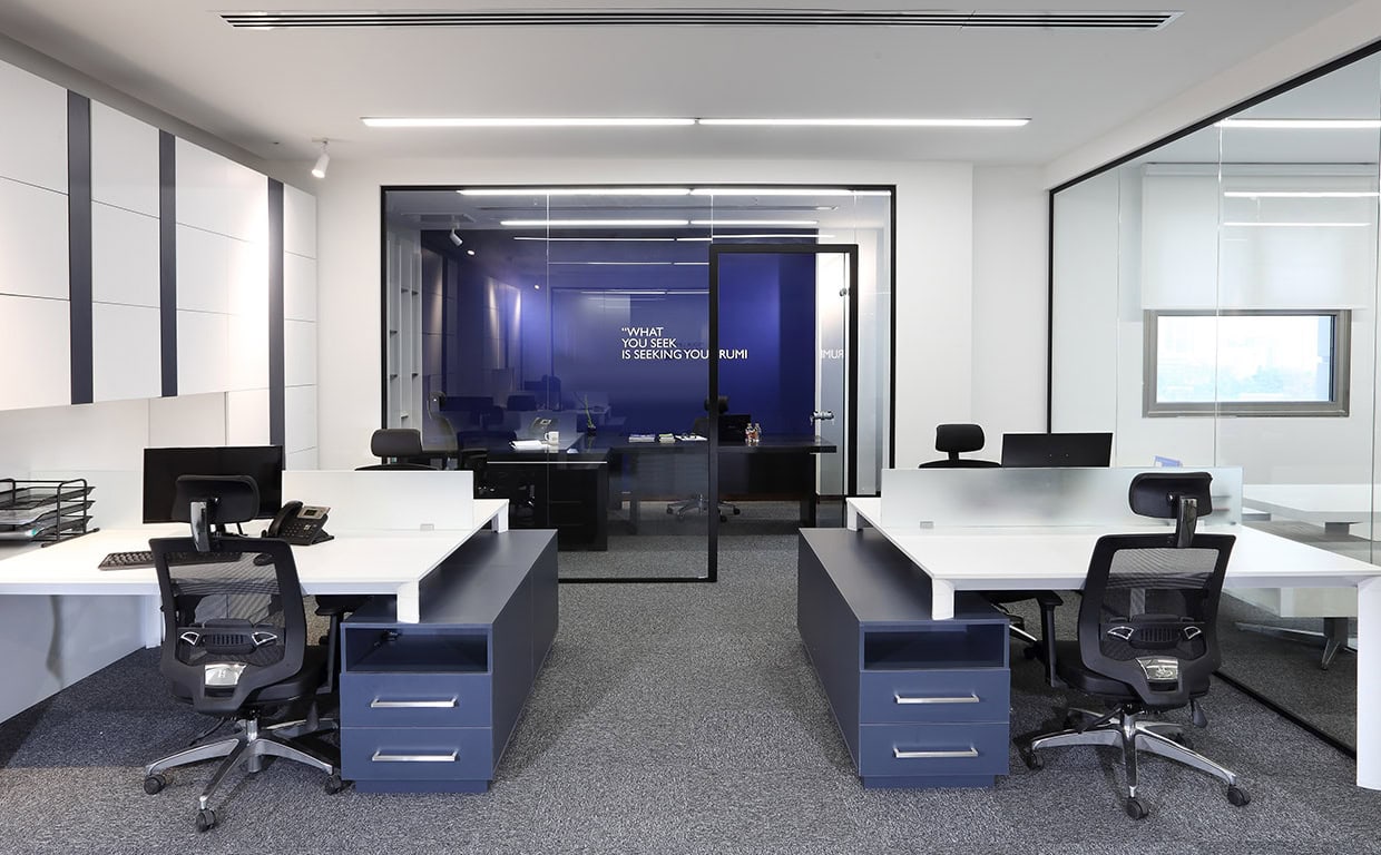 پارتیشن شیشه ای اداری تک جداره فریم لس مدرن